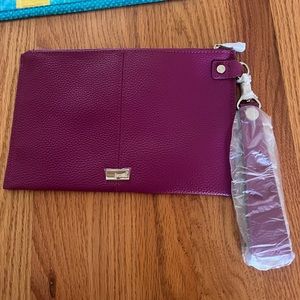 Jewell by thirty one wristlet